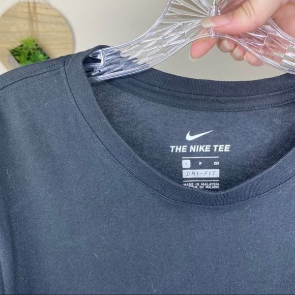 Nike Black White Short Sleeve Tee Size Small - Picture 3 of 4